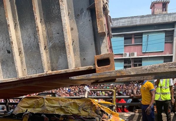 The container that killed 9 commuters at Ojuelegba