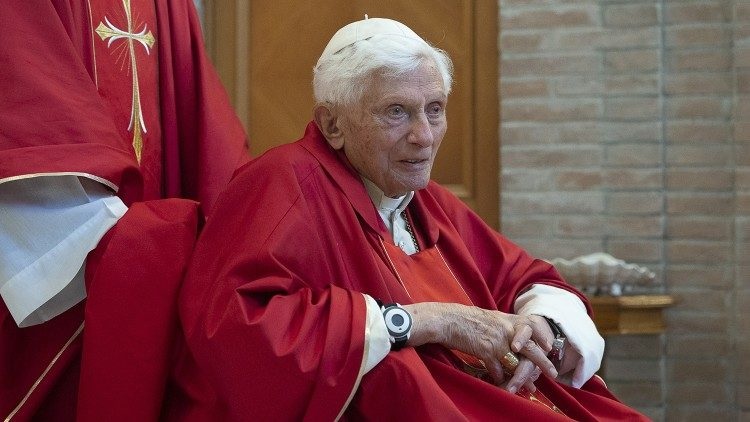Insomnia was 'central motive' for pope Benedict's resignation