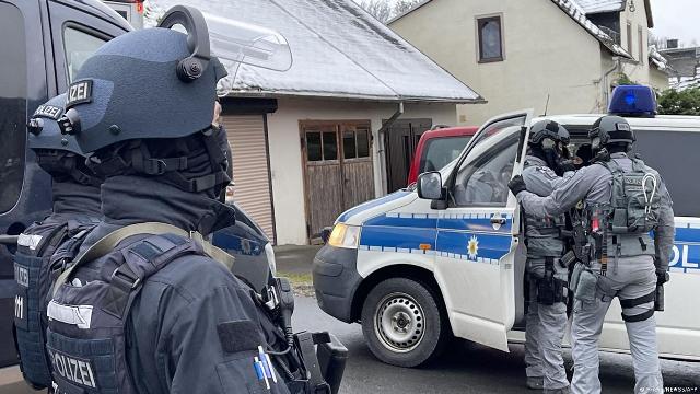 German police arrest man suspected of planning terrorist attack