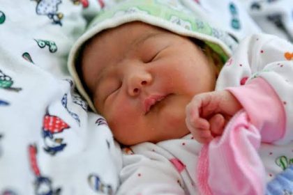 Newborn child to receive $11,000 if plans by conservatives go through in Germany