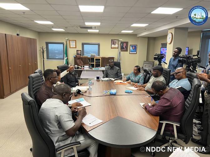 Officials of the Niger Delta Development Commission, NDDC with Country Representative/Director of Kasha International Agricultural Organization (KIADO), Ms. Hilda Josef during the visit to the NDDC headquarters in Port Harcourt