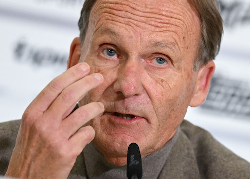 Hesse, Neu-Isenburg: DFL Supervisory Board Chairman Hans-Joachim Watzke speaks during a German Football League (DFL) press conference. Watzke doesn't want to further fuel the discussion about a possible penalty that was not given to his side in the 1-1 draw at Bochum on Friday. Photo: Arne Dedert/dpa