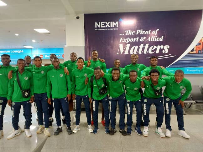 The Flying Eagles just before flying out of the Nnamdi Azikiwe Airport, Abuja on Saturday night.