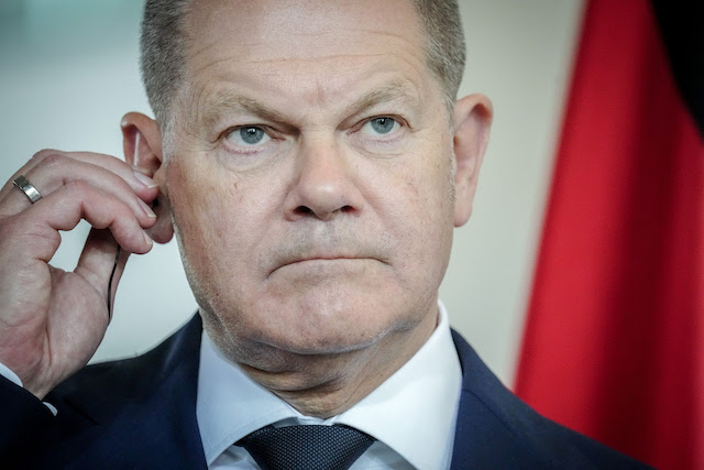 German Chancellor Olaf Scholz warned President Vladimir Putin against creating a frozen conflict along the borders of the Ukrainian territories seized by Russia, in remarks published in the Kölner Stadt-Anzeiger newspaper. Photo: Kay Nietfeld/dpa