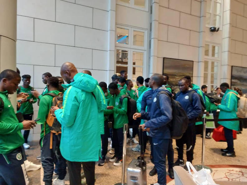 Flying Eagles team arrive Mendoza