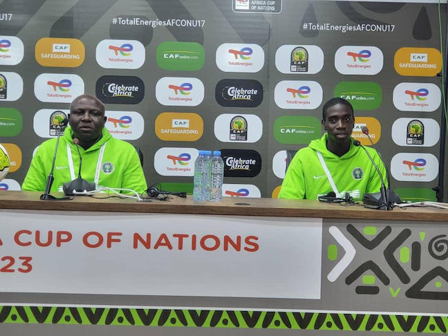 Coach Ugbade (left) and captain Williams at Saturday’s pre-match press conference.