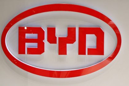 05 March 2008, Switzerland, Geneva: The logo of the Chinese car manufacturer BYD, is pictured at the Geneva Motor Show. Photo: Uli Deck/dpa