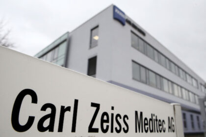 Carl Zeiss