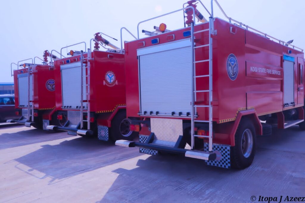 Yahaya Bello presents ambulances, fire fighting vans to LGAs, SUVs to judges, legislators