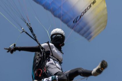 Woman dies after crashing her paraglider