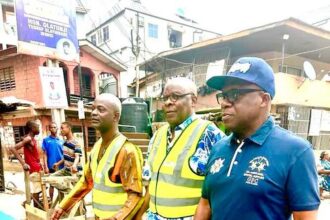 L-R Aderemi Bashau SAN -Vice Chairman, Isale Eko Descendants Union, Alhaji Olaseinde Karim -Chairman, Environment Committee of the Union and Adeniji Kazeem SAN - Chairman of Isale Eko Descendants Union during an inspection tour of the recent fire incident that affected the Dosunmu area of Lagos Island on Sunday, 14 April 2024