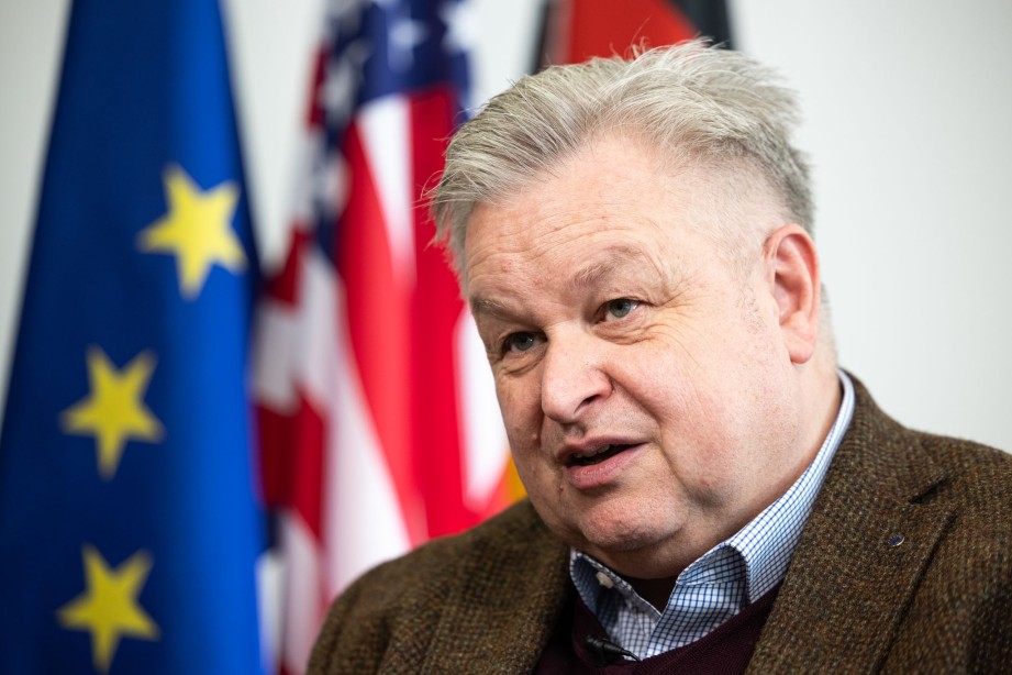 How collapse Scholz coalition is impacting the United States