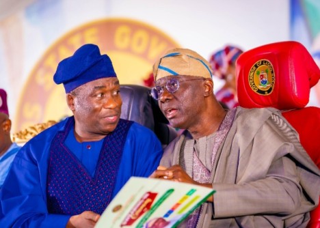 57 council chairmen take oath as Sanwo-Olu pushes for local governance renewal