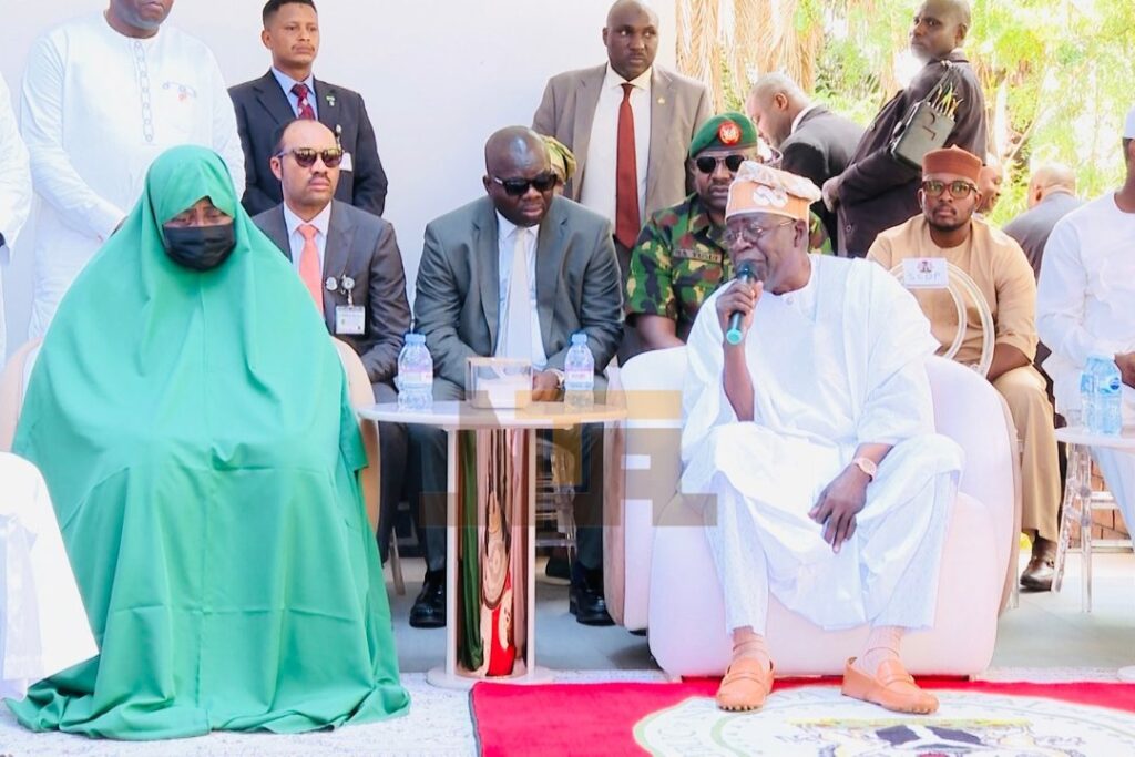 Tinubu visits Buhari’s widow, Aisha