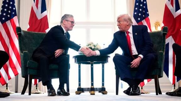 Police deploy 2100 men over protests as Trump visits the UK