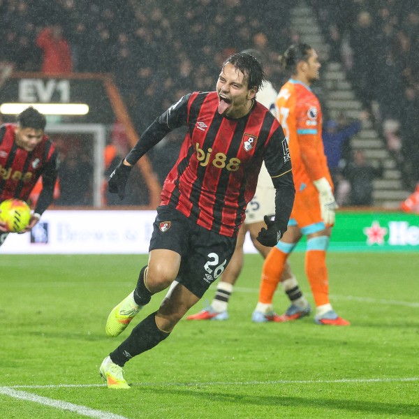 LITTLE STADIUM, BIG FIGHT! Bournemouth Battle Back from Two Down at Vitality