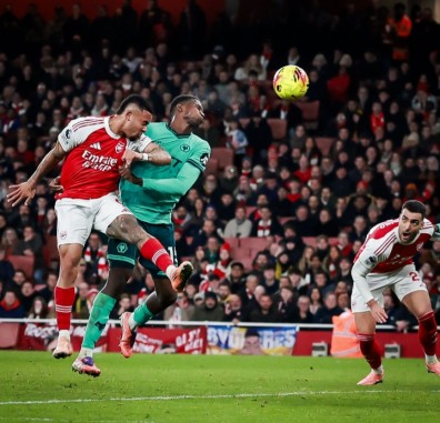 EMIRATES SILENCED AS WOLVES DELIVER DEADLY PUNCHES