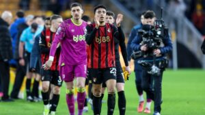 CHERRY BOMB! Kroupi and Scott Sink Sorry Wolves as Iraola Hits Century in Style