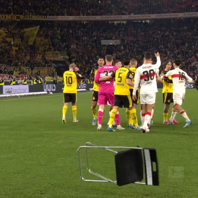 YELLOW SUB-MARINE! Adeyemi and Brandt Sink Stuttgart in Stoppage Time Sizzler