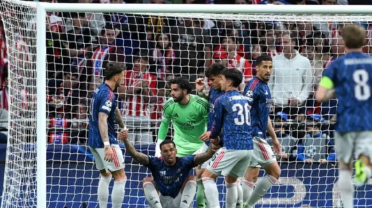 SPOT ON GYÖKERES! Viktor hits the spot but Alvarez denies Gunners away day glory in Madrid