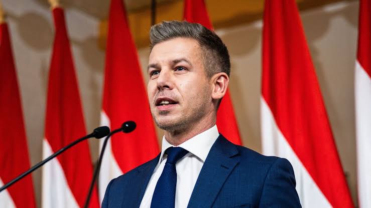 Magyar, PM of Hungary Blasts Orban’s Stance on Ukraine in Sensational Outburst