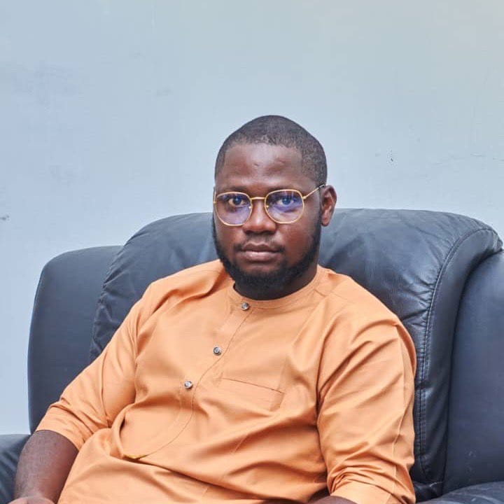 EFCC Arraigns ‘Fake Presidential Adviser’ over N25m Cryptocurrency License Fraud EFCC Arraigns ‘Fake Presidential Adviser’ over N25m Cryptocurrency License Fraud