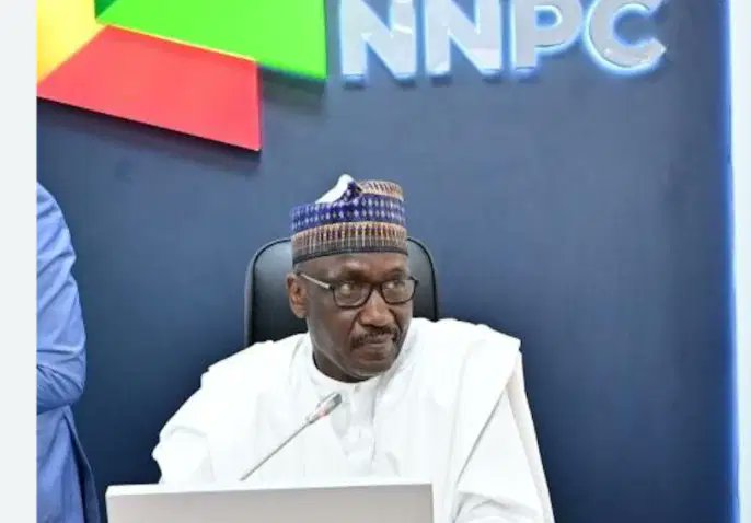 N210trn Audit Queries: Senate Orders Arrest of Ex-NNPCL Boss, Mele Kyari N210trn Audit Queries: Senate Orders Arrest of Ex-NNPCL Boss, Mele Kyari