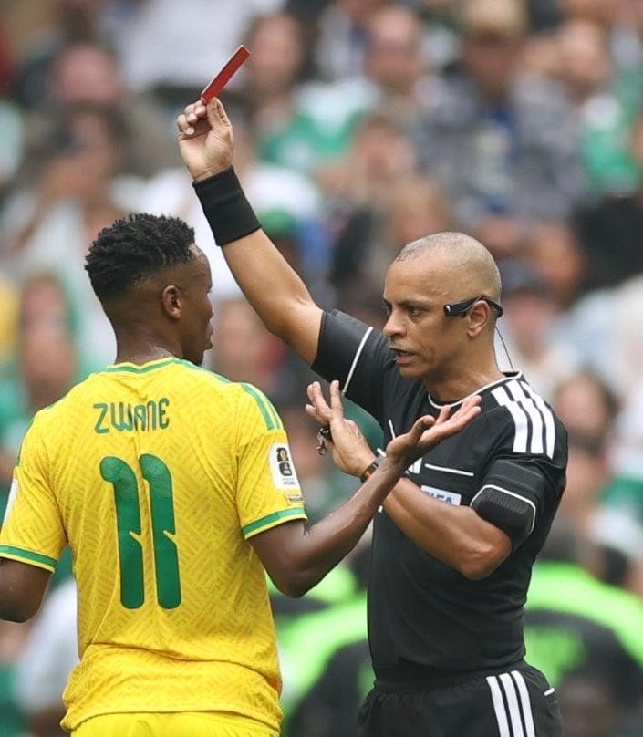 Azteca Chaos: Jiménez and Quiñones Star as Mexico Down 9-Man South Africa in 3-Red Opener Azteca Chaos: Jiménez and Quiñones Star as Mexico Down 9-Man South Africa in 3-Red Opener