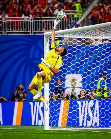 BLUE SHARKS BITE BACK: Minnows Cape Verde hold toothless Spain in jaw-dropping Atlanta World Cup shocker PEACHY FOR THE SHARKS: Brilliant Cape Verde stun blunt Spain under the Atlanta dome