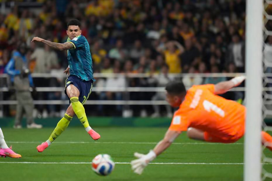 Luis Diaz puts on a World Cup masterclass as clinical Colombia crush spirited Uzbekistan in front of 80,000 raucous fans at the Azteca Magic Liverpool man Luis Diaz puts on a World Cup masterclass as clinical Colombia crush spirited Uzbekistan in front of 80,000 raucous fans at the Azteca