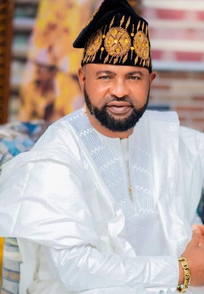 ​NOLLY-WOES! Film Star Akin Olaiya Dumps Second Wife After She Pack-And-Dashed Just ONE Year into Marriage