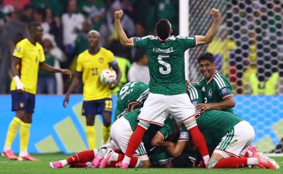 SOMBRERO HEROES: Co-Hosts Mexico Storm Into Last 16 as Ecuador See Red in Azteca Cooker SOMBRERO HEROES: Co-Hosts Mexico Storm Into Last 16 as Ecuador See Red in Azteca Cooker