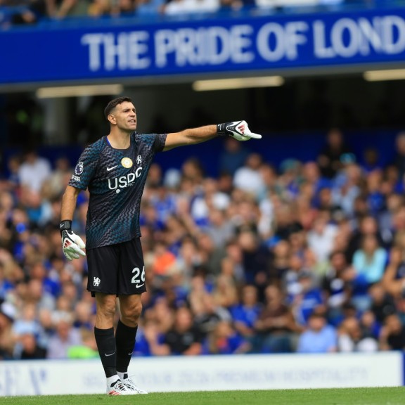 BLUE MAYHEM! Chelsea Survival Drama as Palmer Seals 4-3 Brighton Thriller