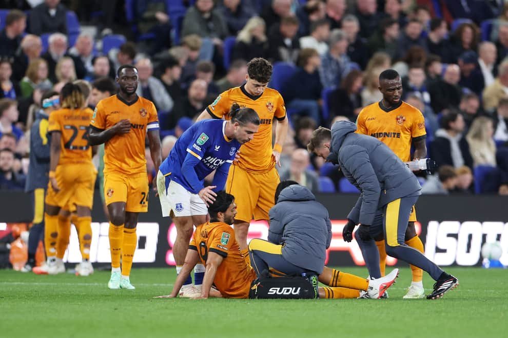 CHARLY’S ANGEL! Super-Sub Alcaraz Fires Everton Into Last-16 With Late Winner